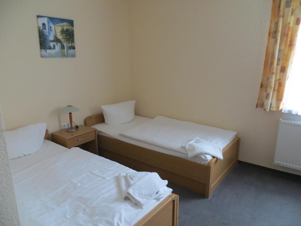 Hotel Merkur Garni Sarstedt Eksteriør bilde